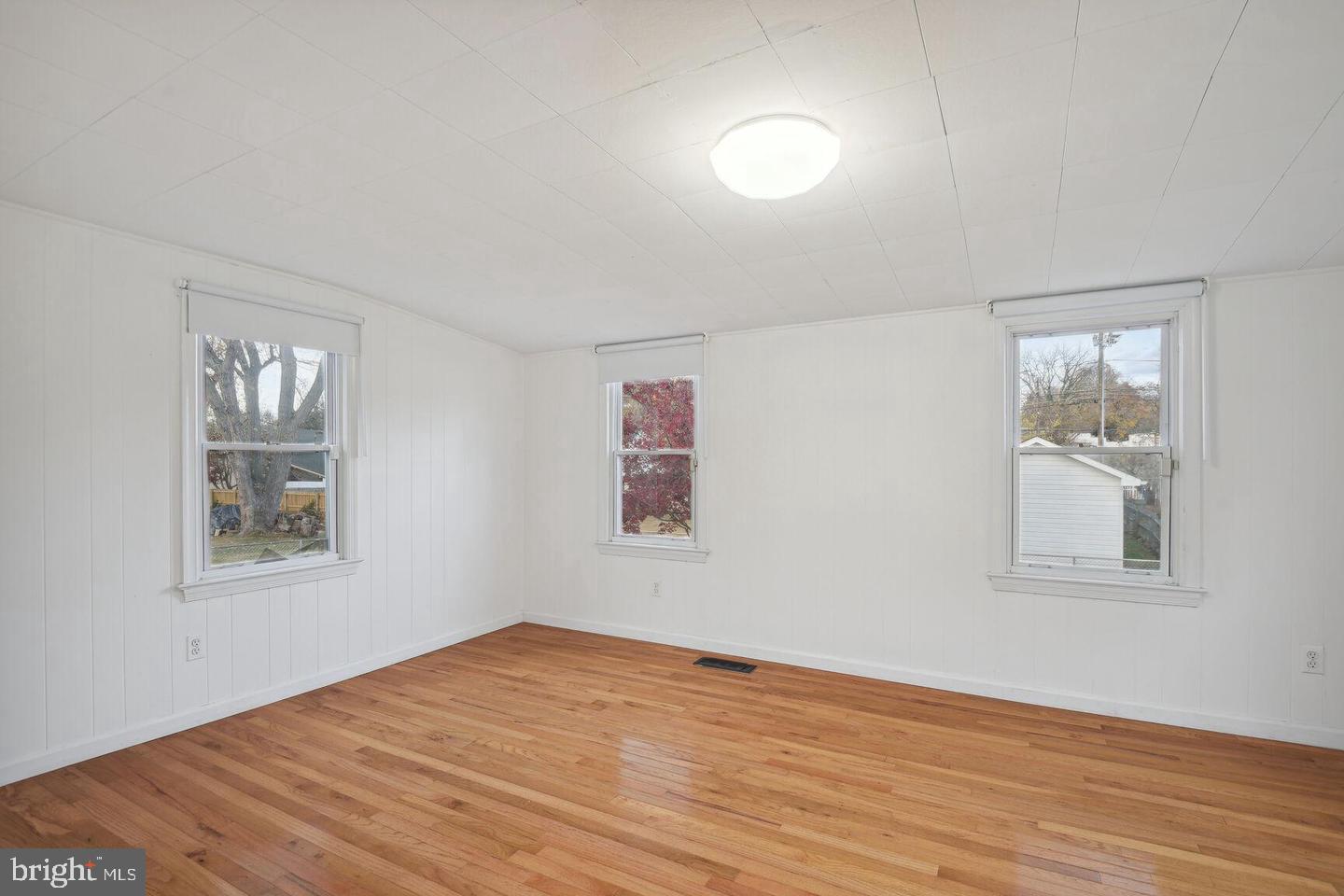 11807 College View Dr Property Photo 12