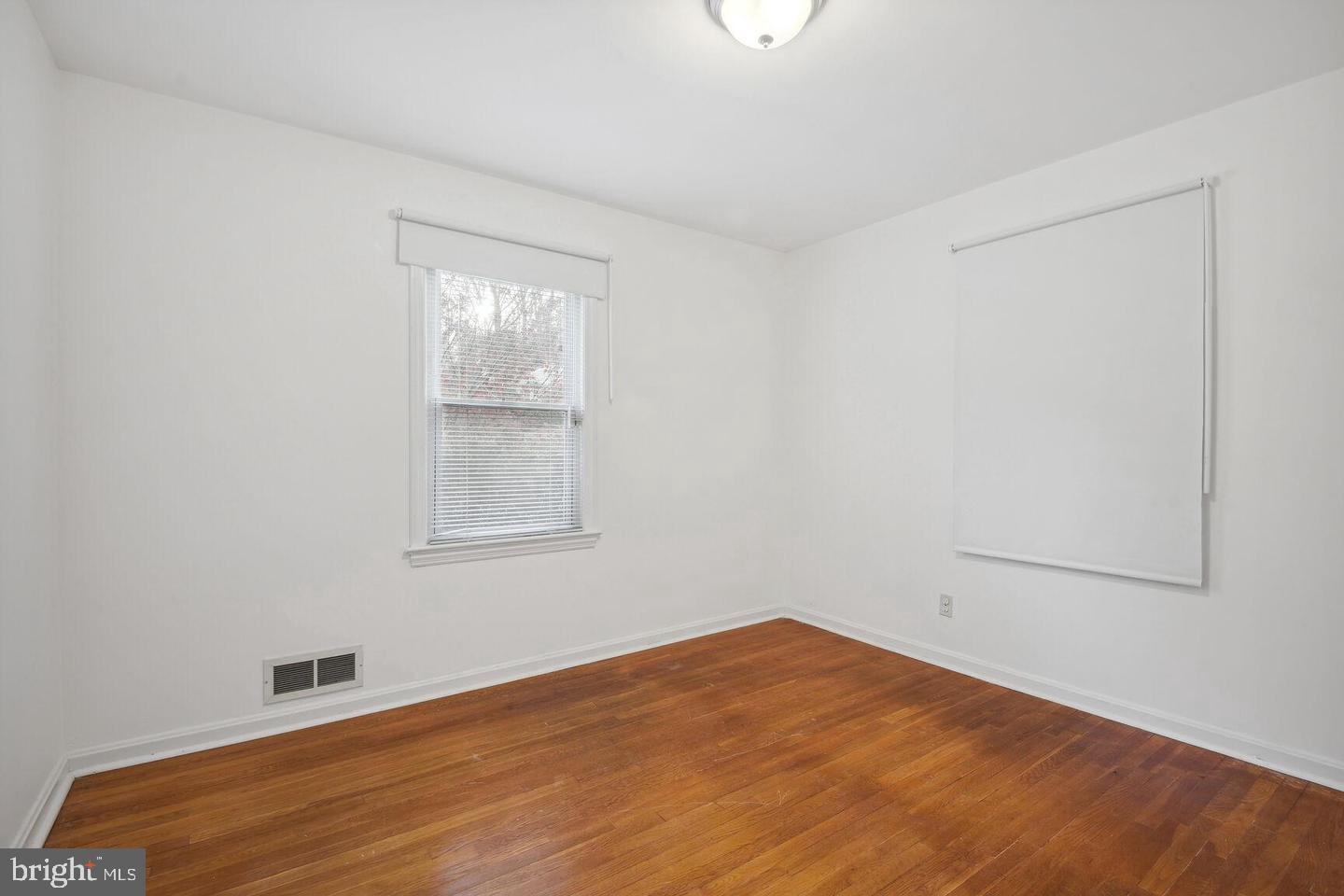 11807 College View Dr Property Photo 14