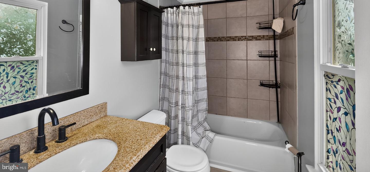 13012 Country Ridge Dr Property Photo 28