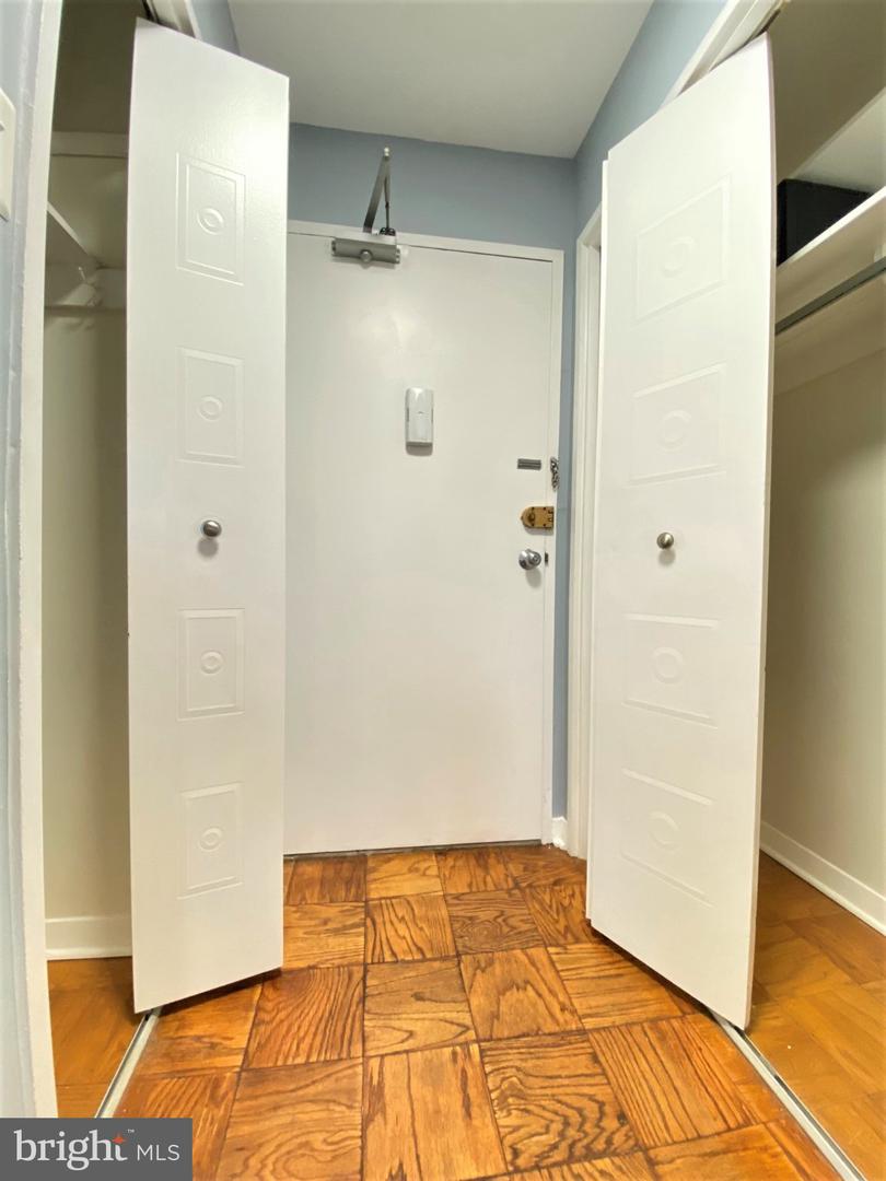 1900 Lyttonsville Rd #1103 Property Photo 6