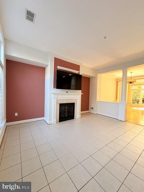 1115 Havencrest St Property Photo 9