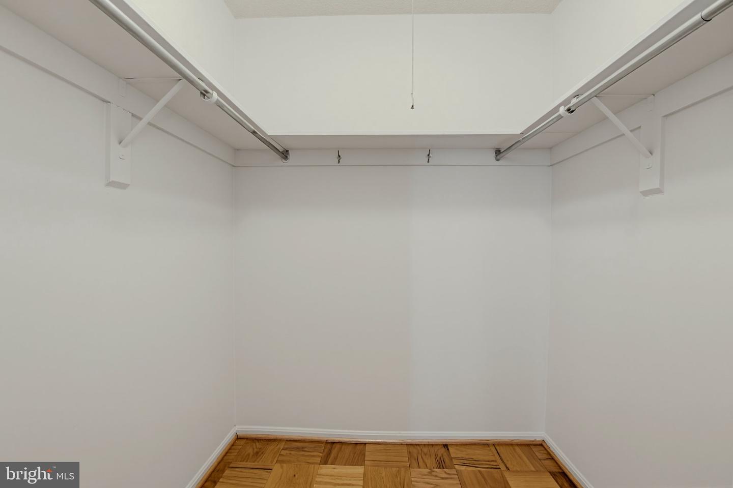 118 Monroe St #118-803 Property Photo 16