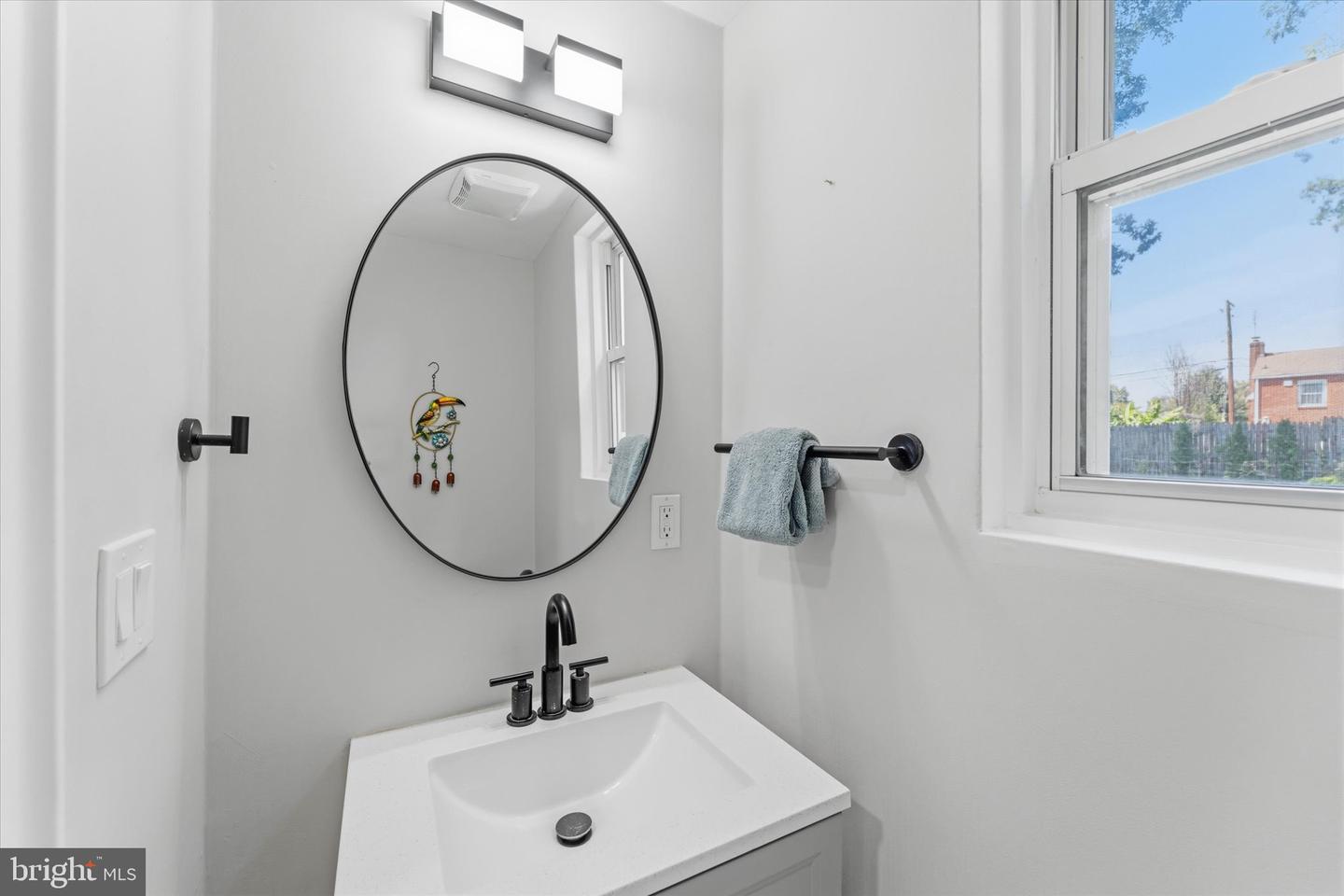 1208 Jackson Ave Property Photo 10