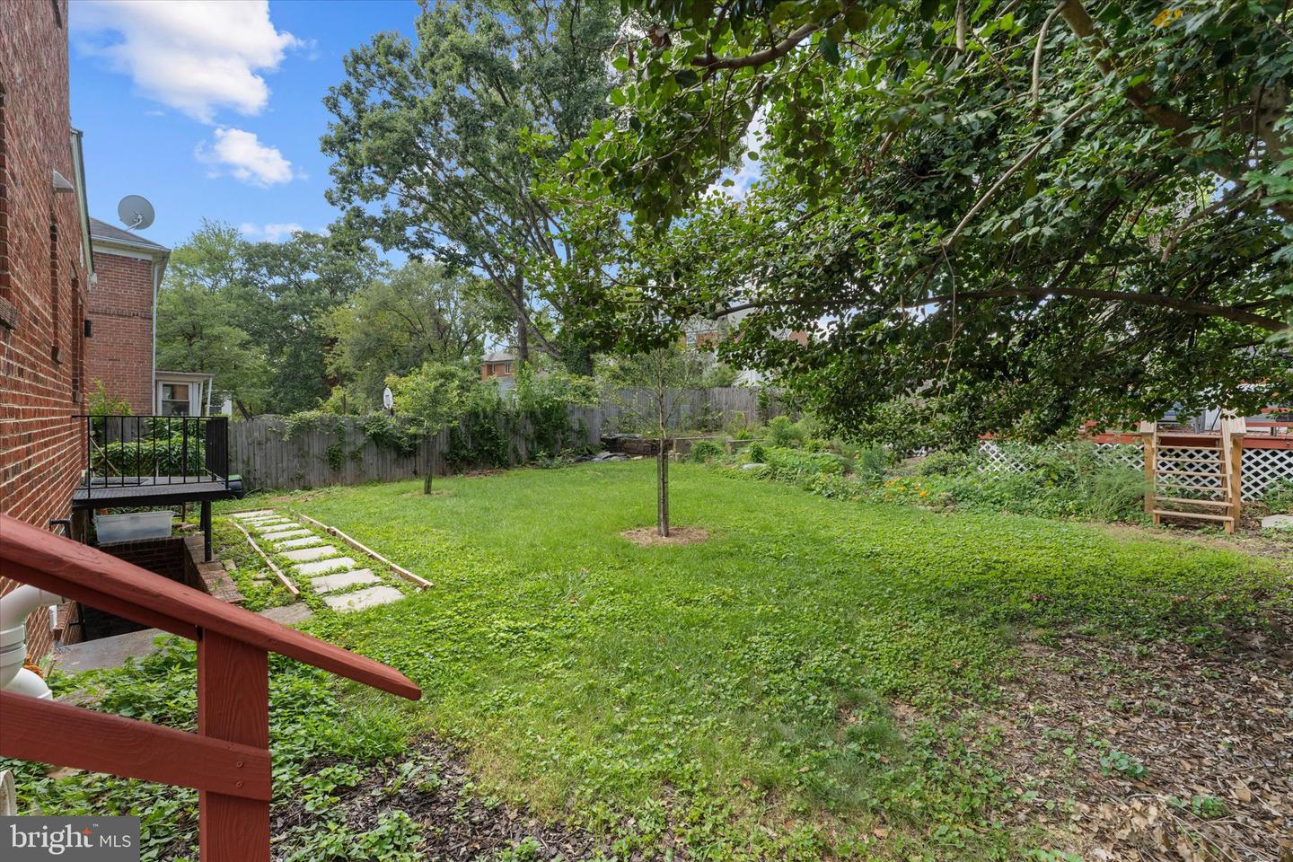 1208 Jackson Ave Property Photo 31