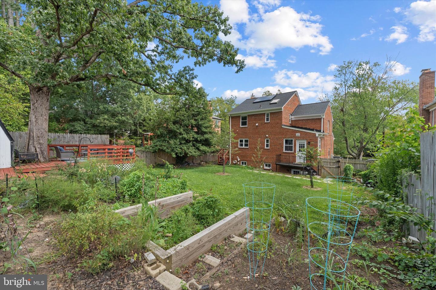 1208 Jackson Ave Property Photo 32