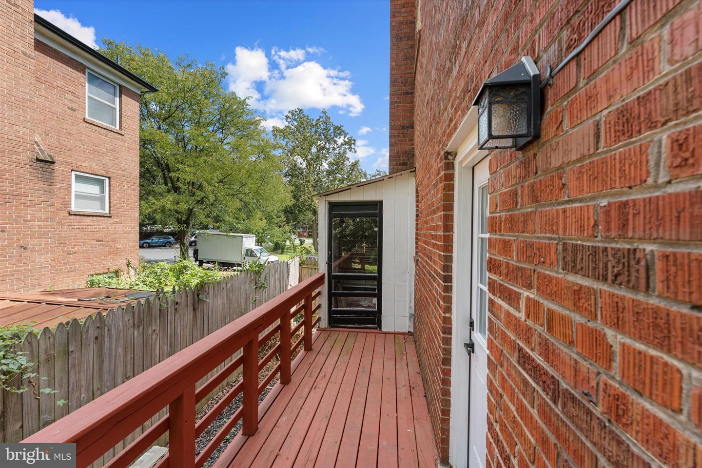 1208 Jackson Ave Property Photo 33