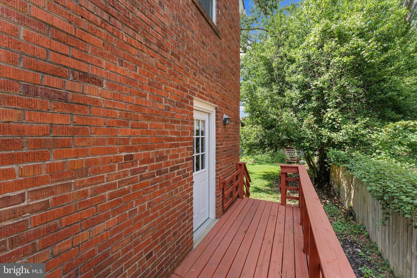 1208 Jackson Ave Property Photo 34