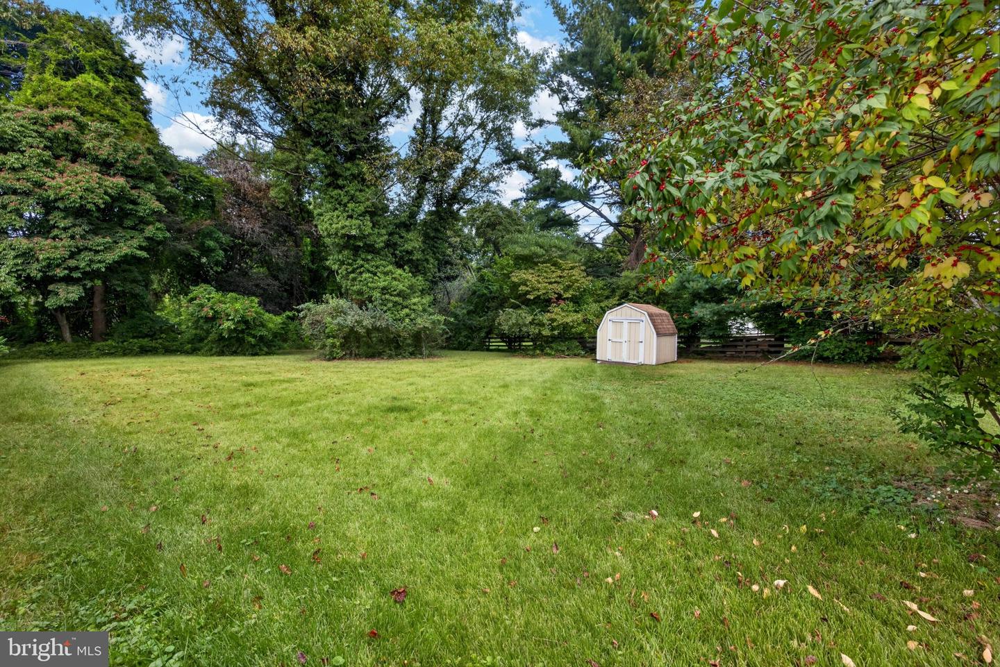 2326 Fairland Rd Property Photo 12