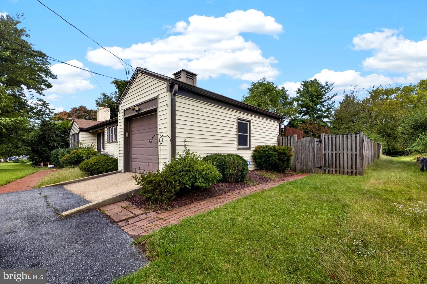 2326 Fairland Rd Property Photo 16