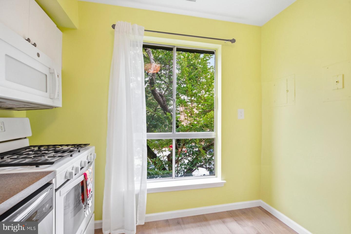 3932 Bel Pre Rd #3932-6 Property Photo 7