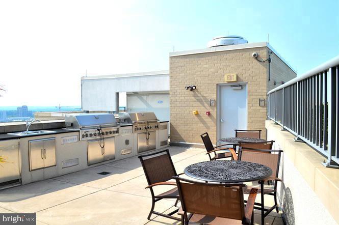 5750 Bou Ave #1904 Property Photo 42