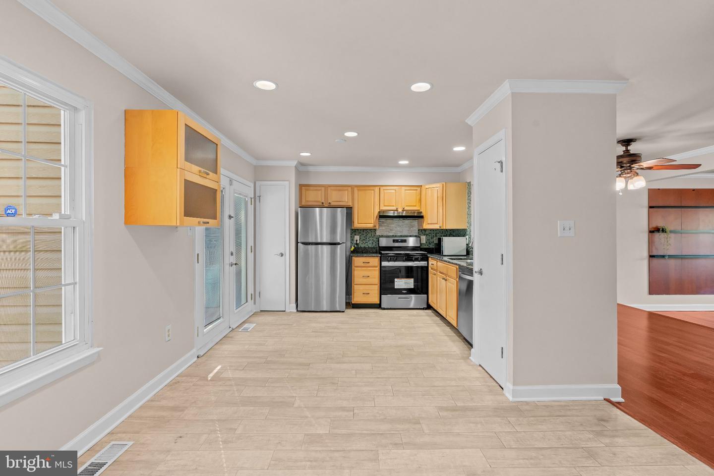 8107 Hallmark Pl E Property Photo 11