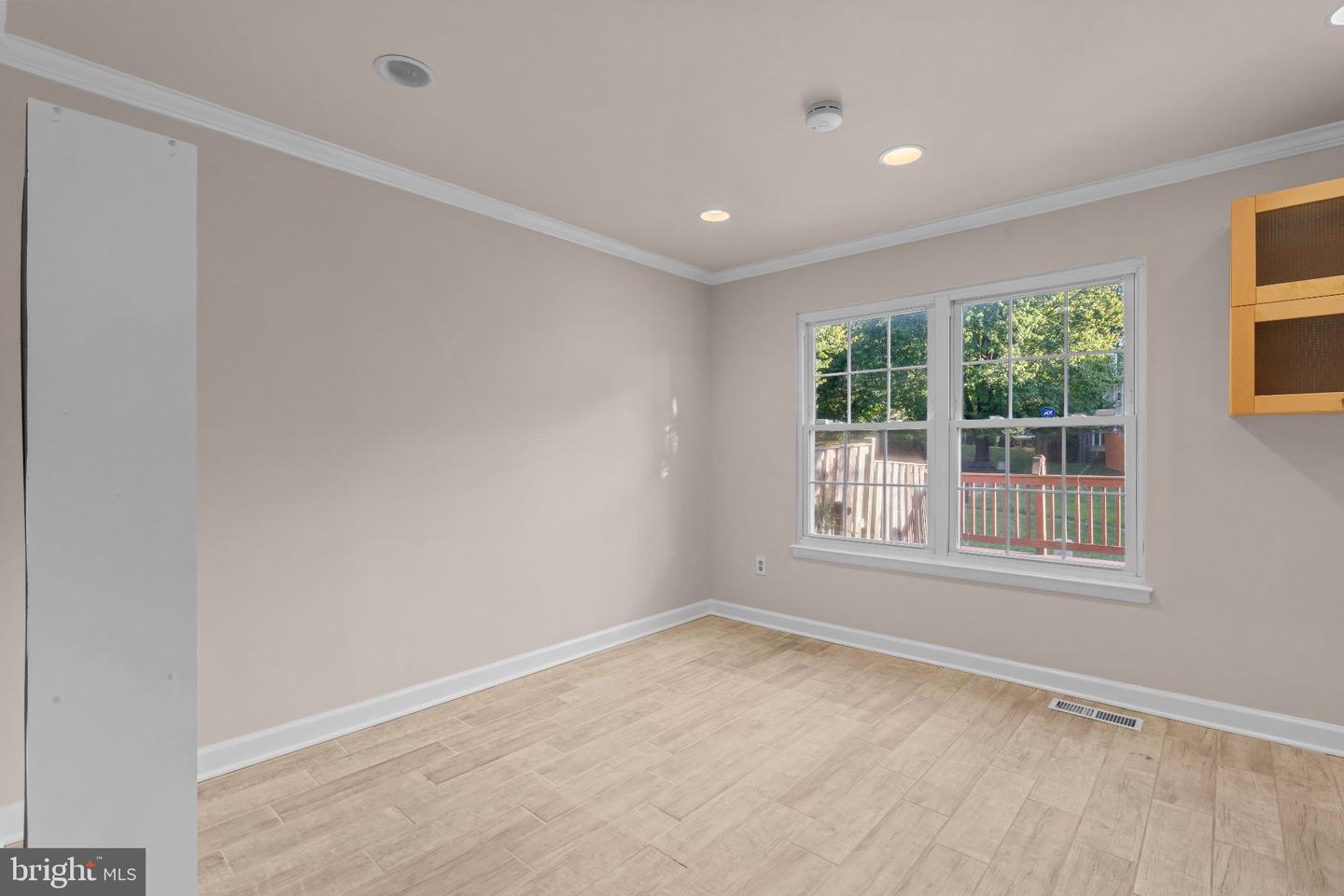 8107 Hallmark Pl E Property Photo 13