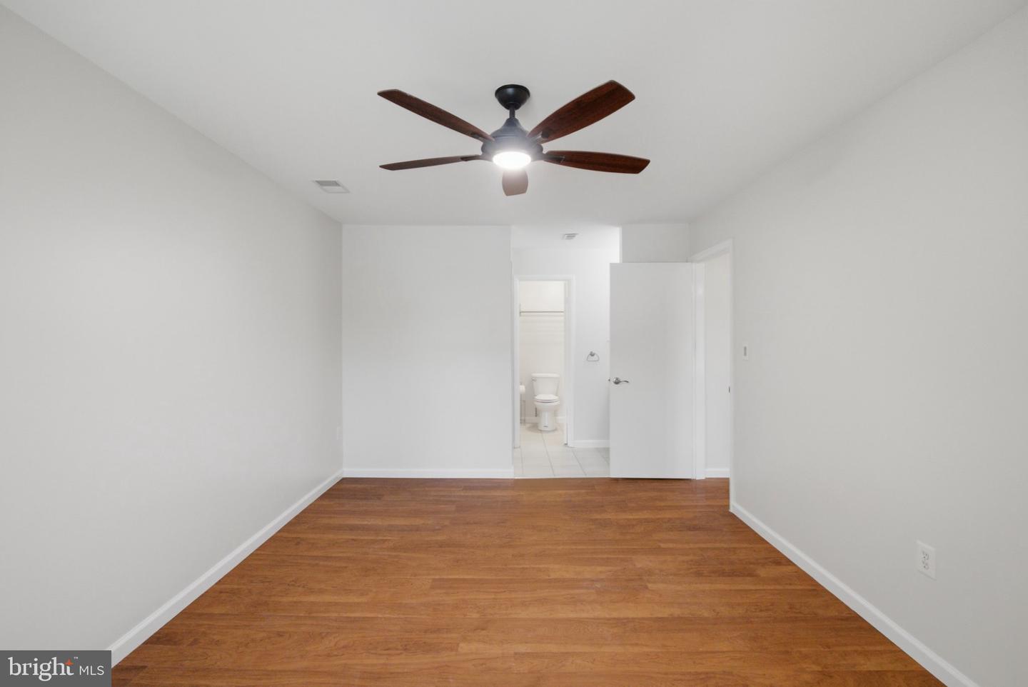8010 Needwood Rd #203 Property Photo 17
