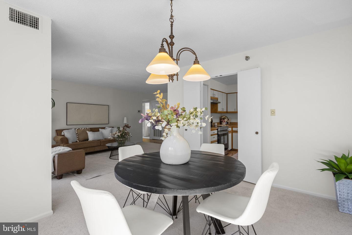 15115 Interlachen Dr #3-225 Property Photo 11