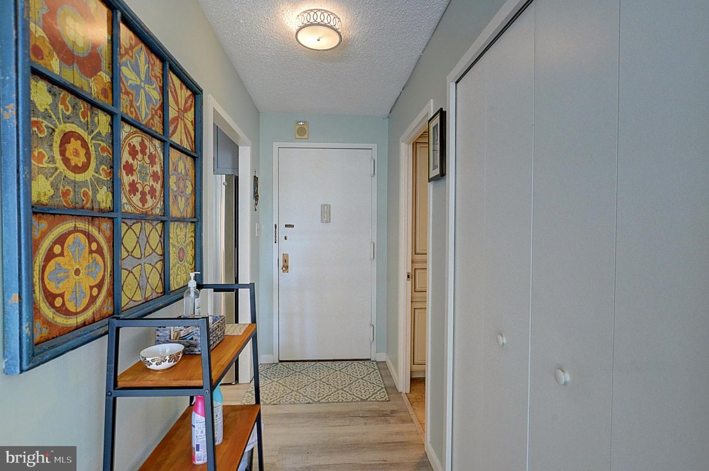5225 Pooks Hill Rd #514n Property Photo 3