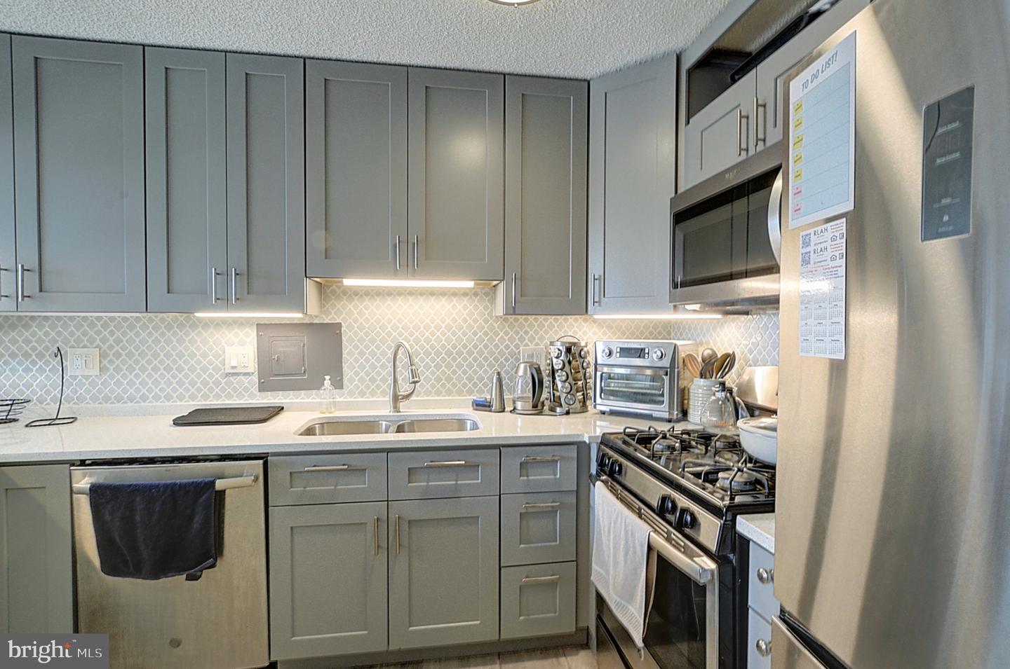5225 Pooks Hill Rd #514n Property Photo 4