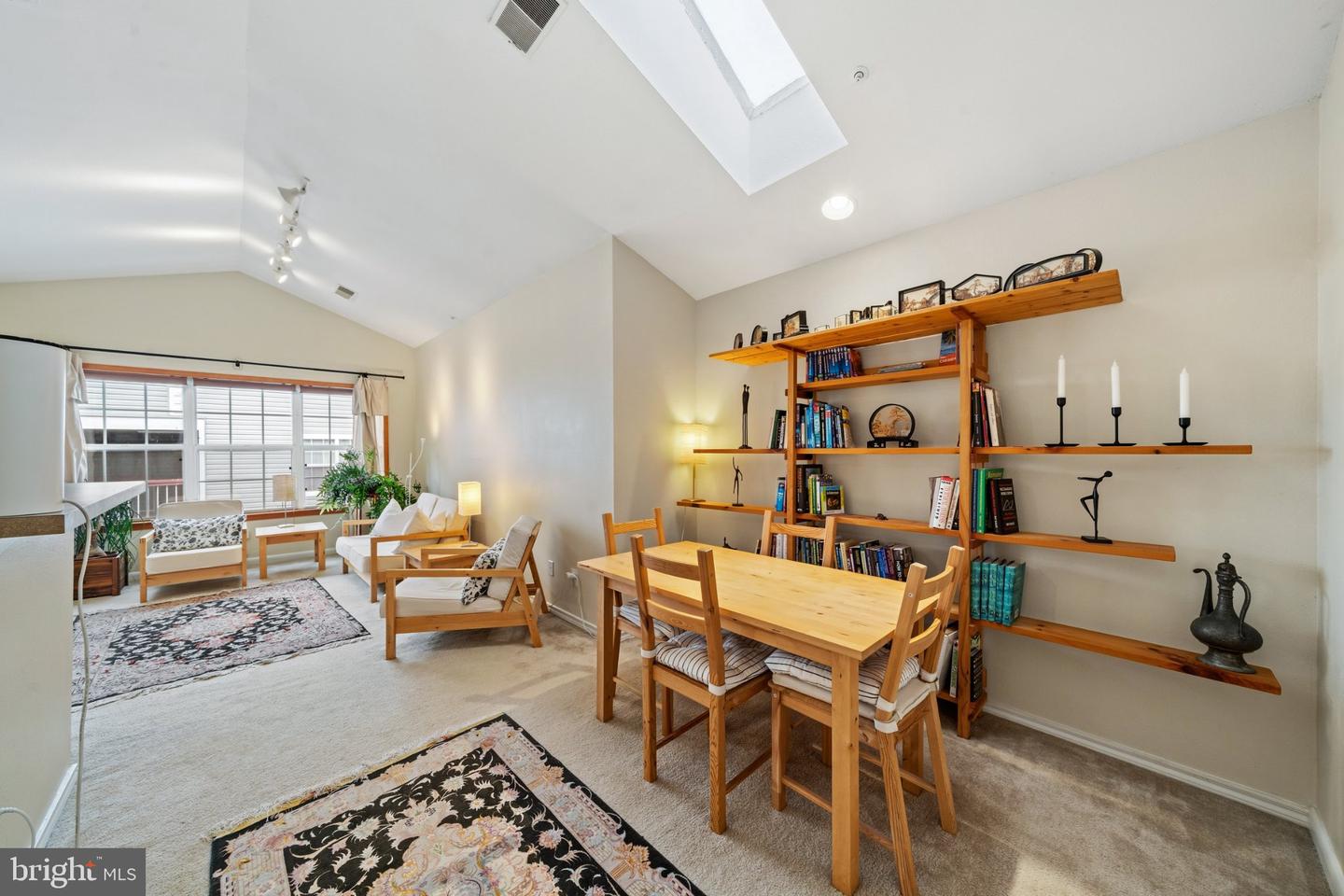 18512 Boysenberry Dr #201 Property Photo 8