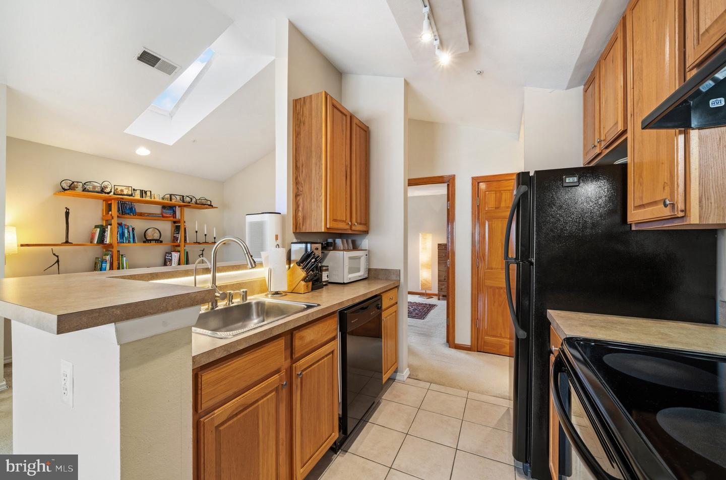 18512 Boysenberry Dr #201 Property Photo 13