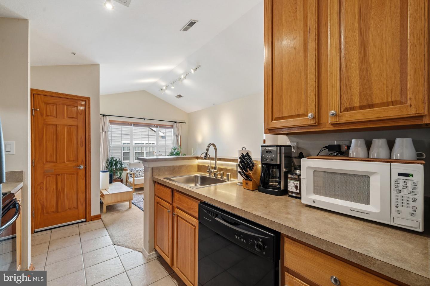 18512 Boysenberry Dr #201 Property Photo 16