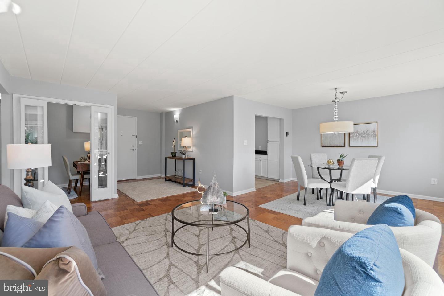 4800 Chevy Chase Dr #308 Property Photo 2