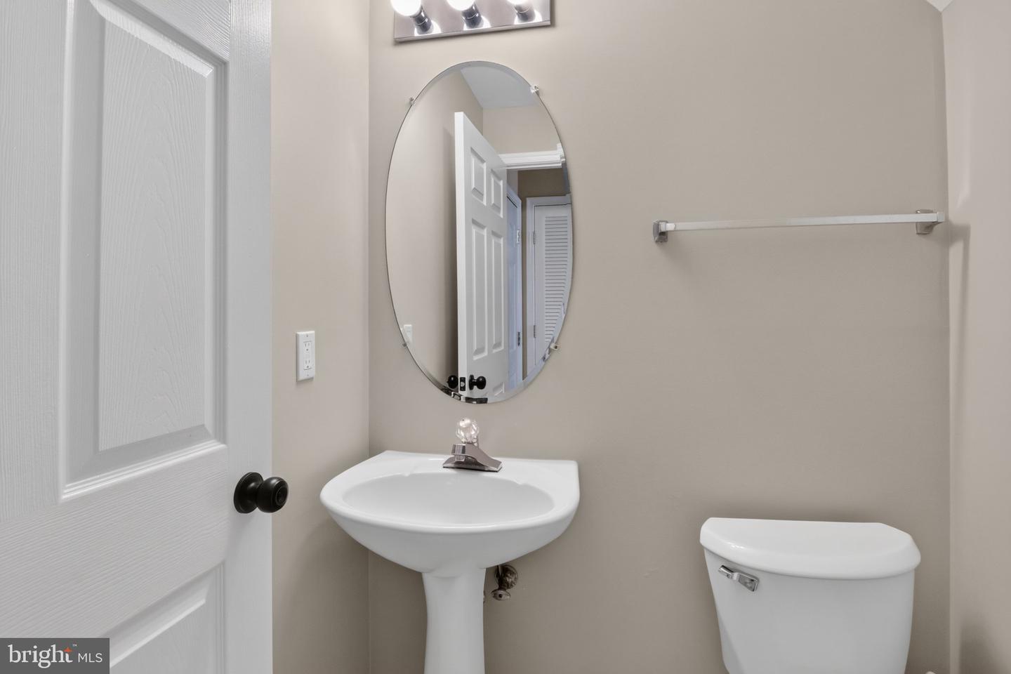 20527 Golf Course Dr Property Photo 8