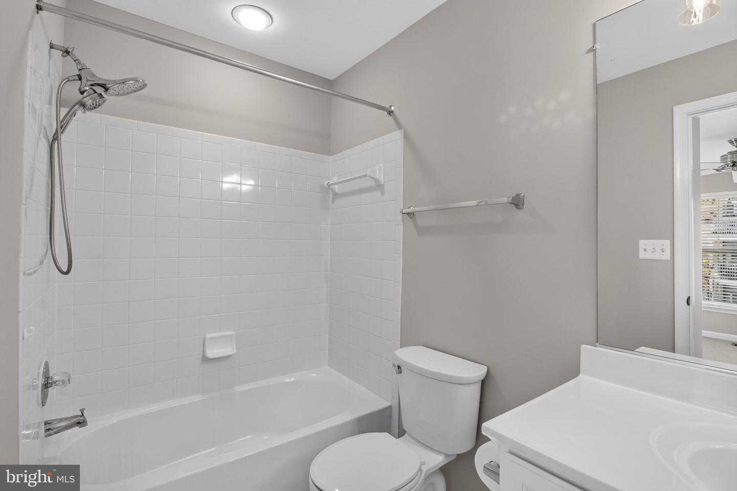 20527 Golf Course Dr Property Photo 16