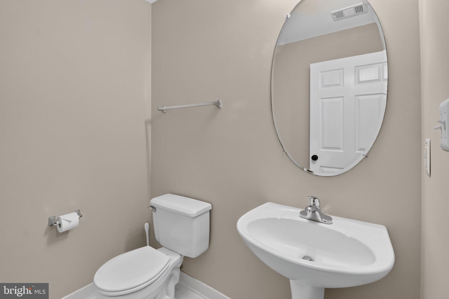 20527 Golf Course Dr Property Photo 19