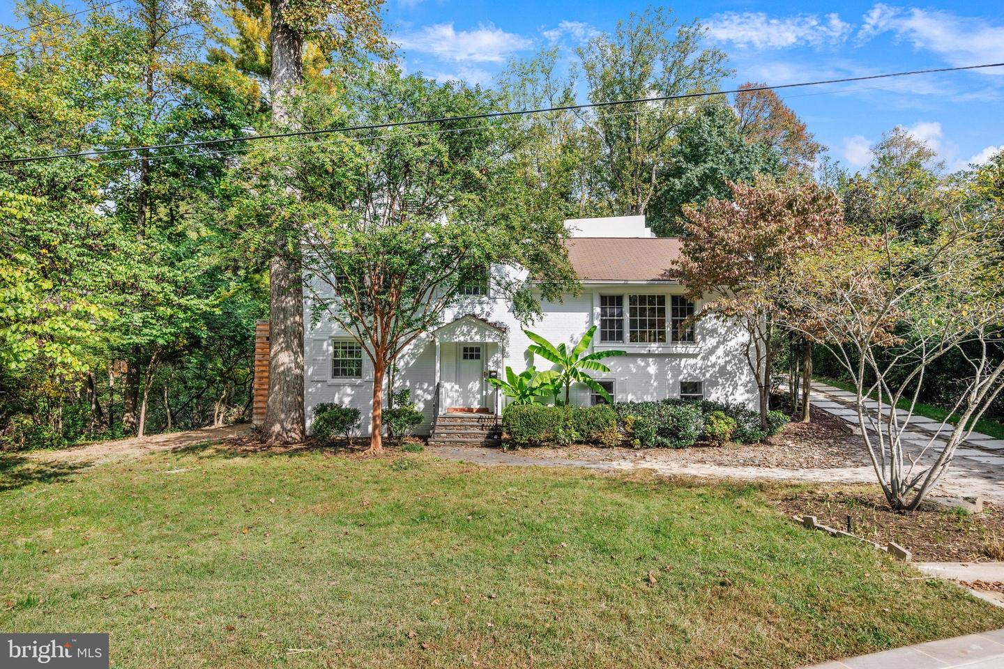 8829 RIDGE RD Property Photo 1