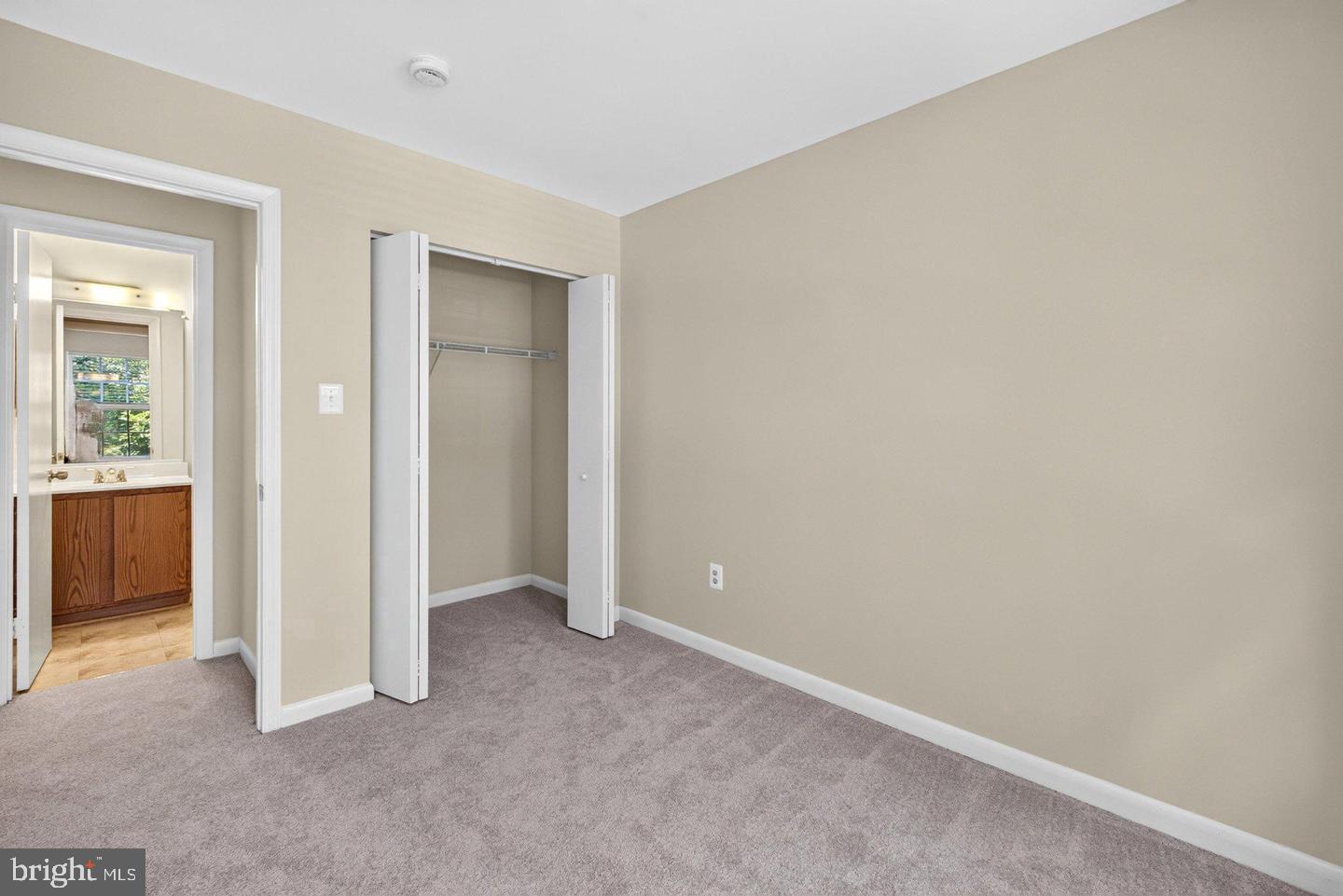 18997 Highstream Dr #834 Property Photo 24