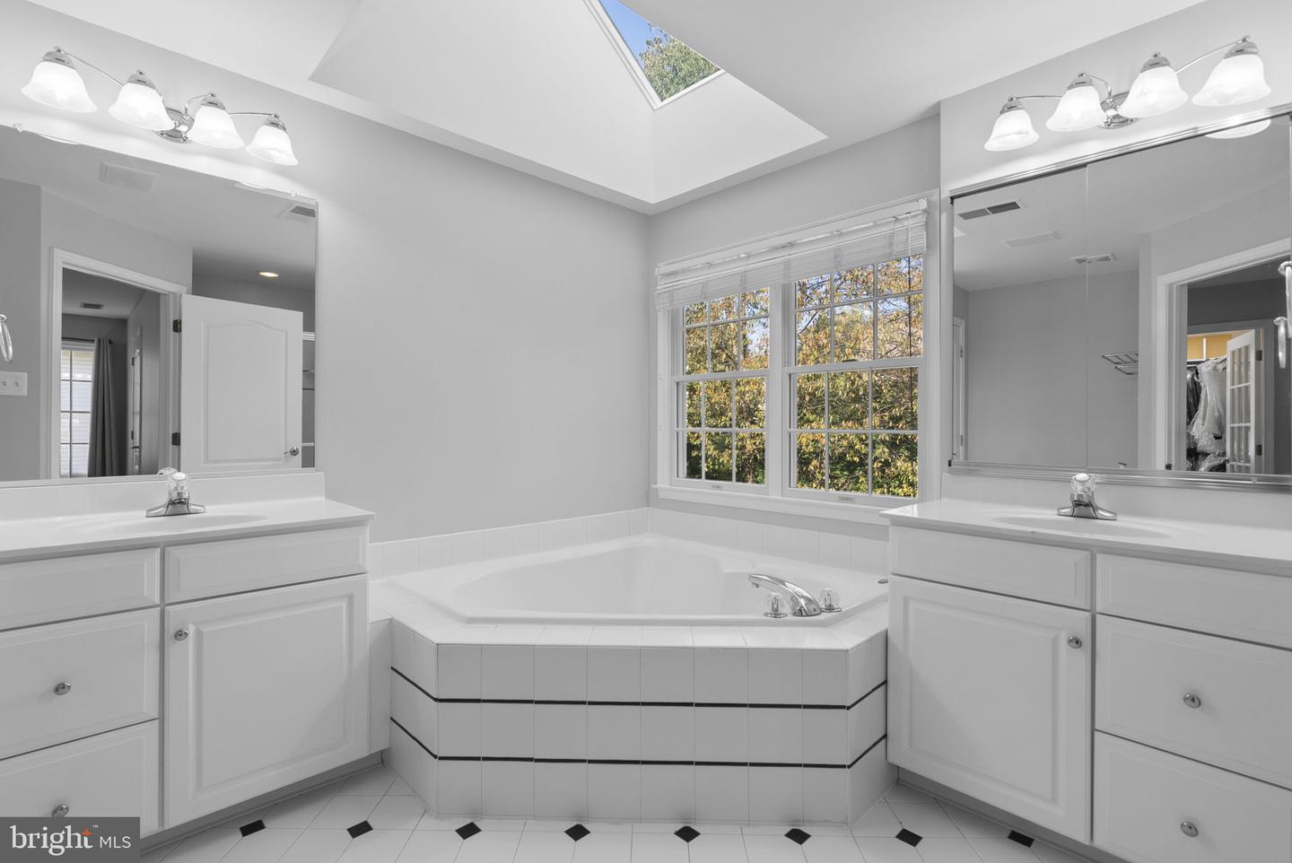 22019 Ivy Leaf Dr Property Photo 19
