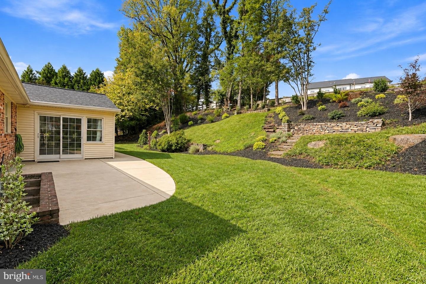 7603 Shadywood Rd Property Photo 14
