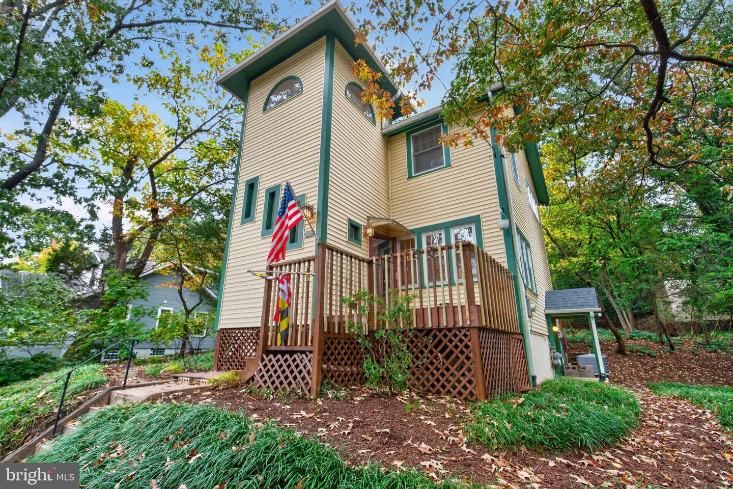 311 PHILADELPHIA AVE Property Photo 1