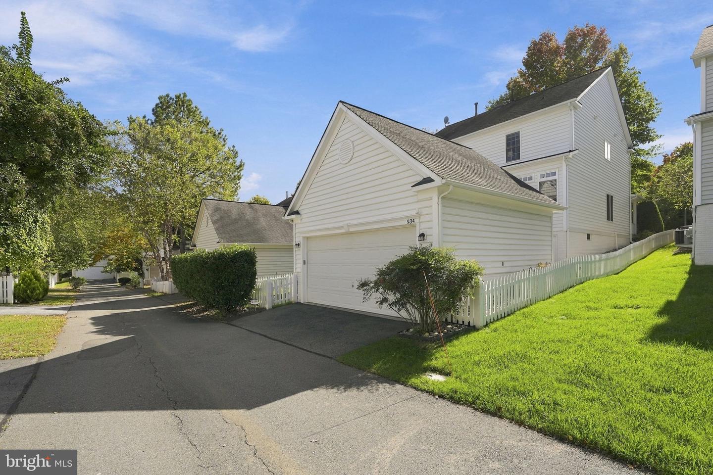 934 Rockborn St Property Photo 53
