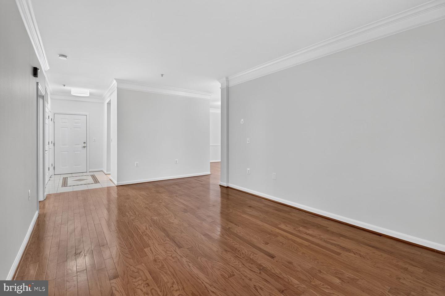 110 Chevy Chase St #101 Property Photo 12