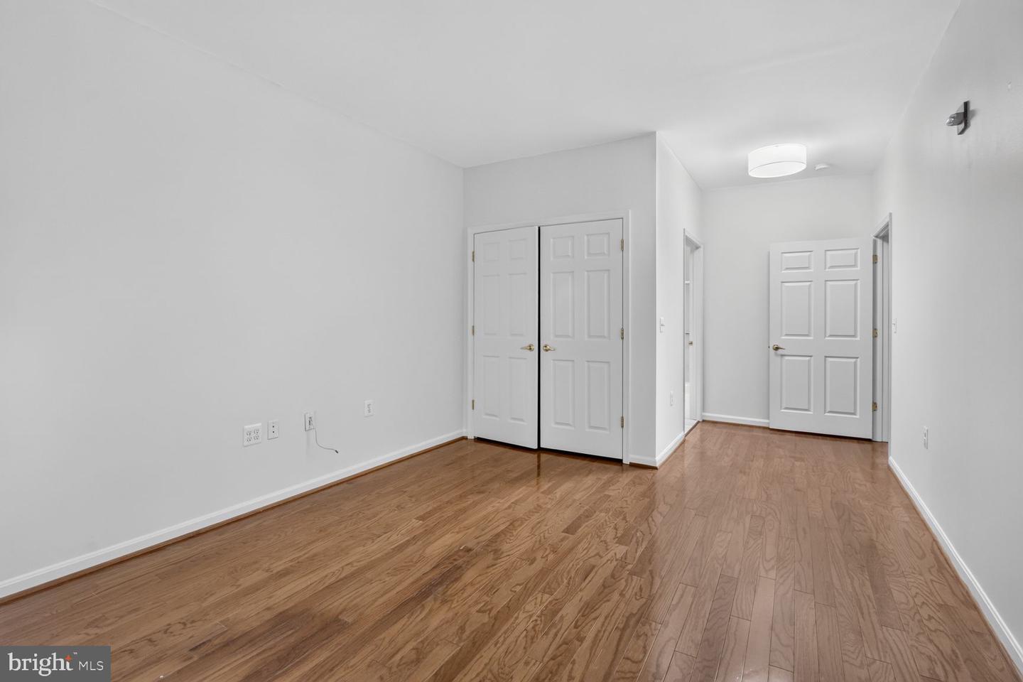 110 Chevy Chase St #101 Property Photo 16