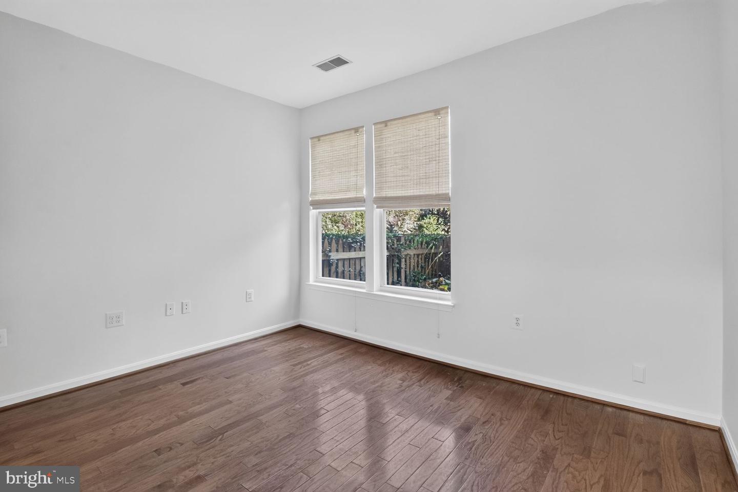 110 Chevy Chase St #101 Property Photo 20