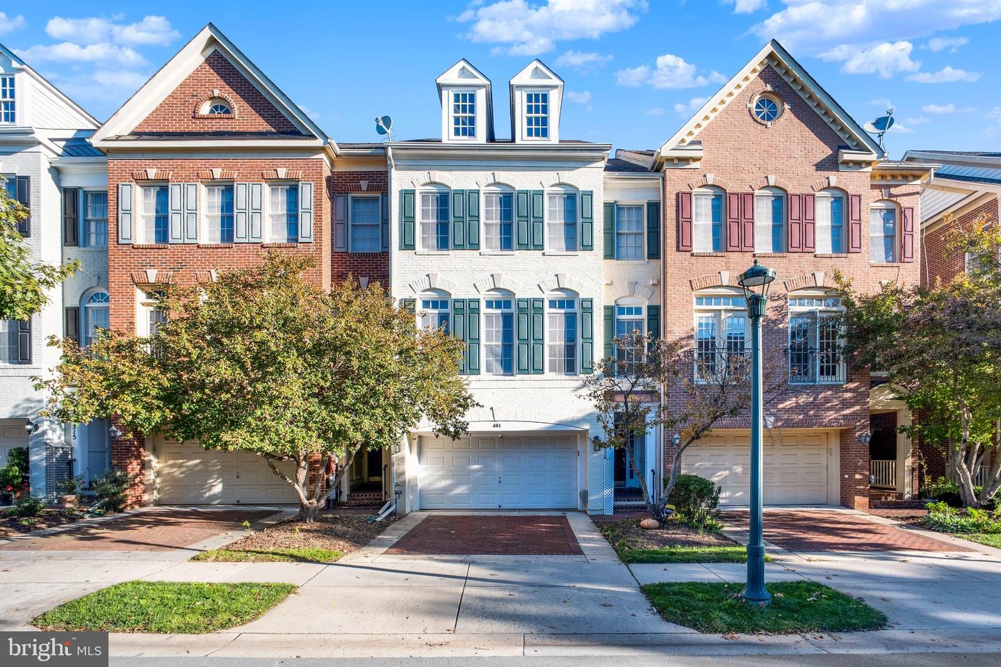 401 OAK KNOLL TER Property Photo 1