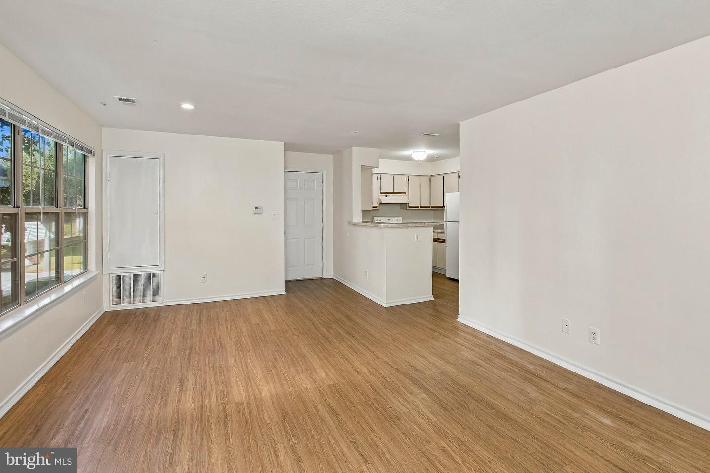 18512 Boysenberry Dr #198 Property Photo 6