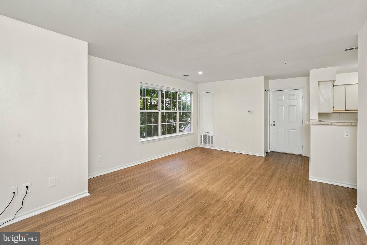18512 Boysenberry Dr #198 Property Photo 8