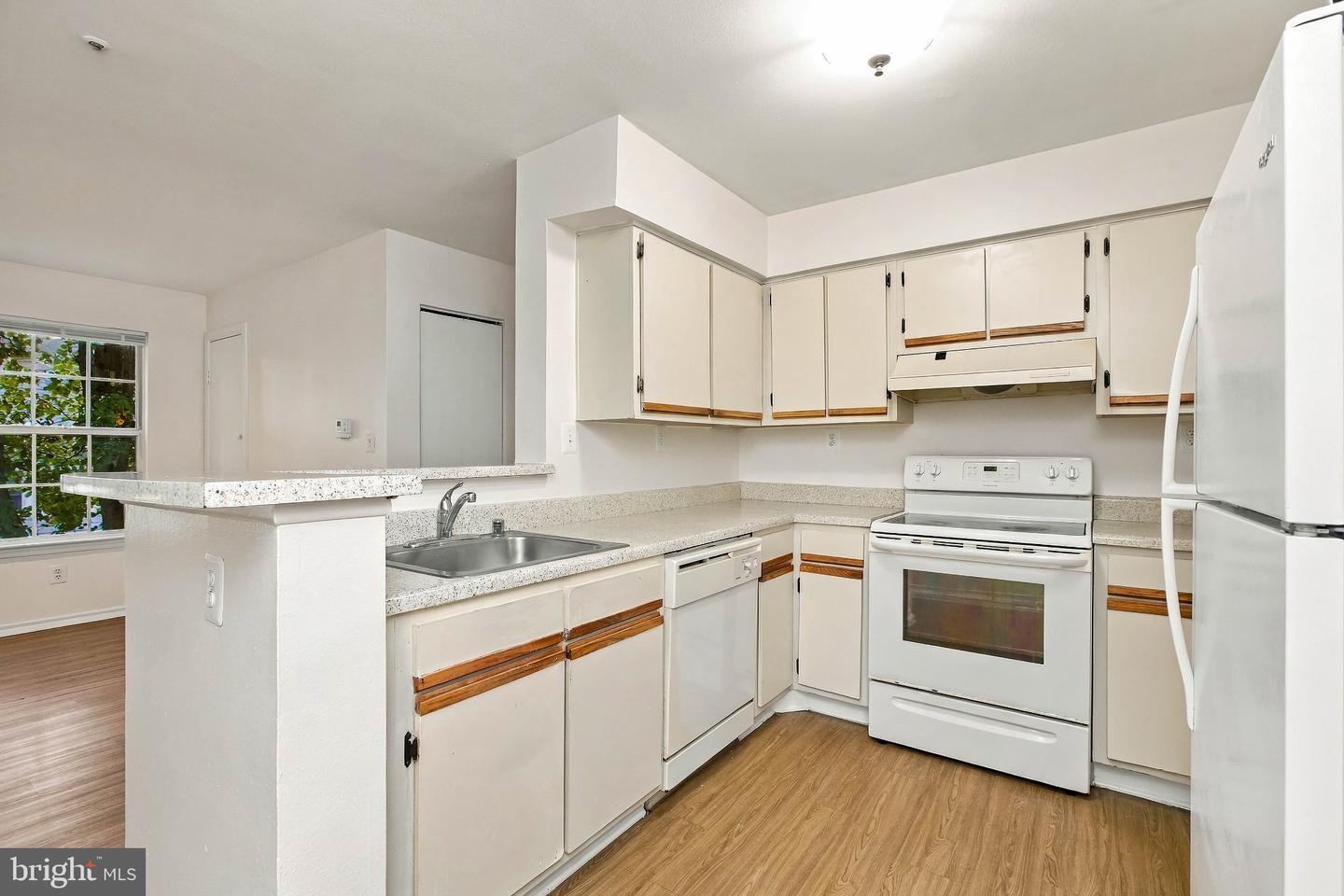 18512 Boysenberry Dr #198 Property Photo 10