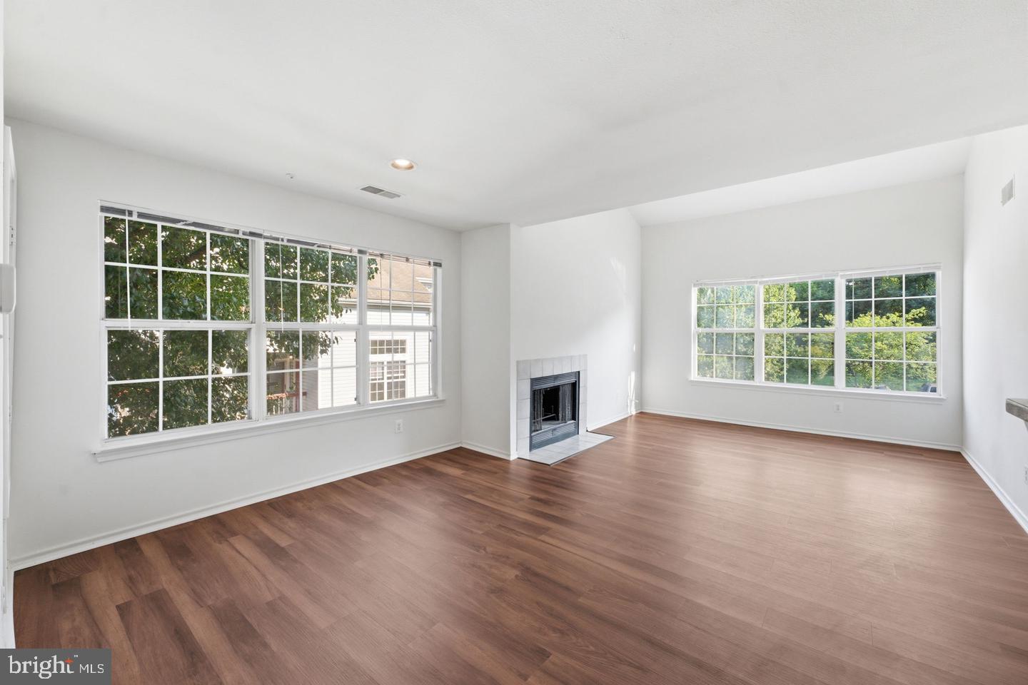 18529 Boysenberry #303 Property Photo 2