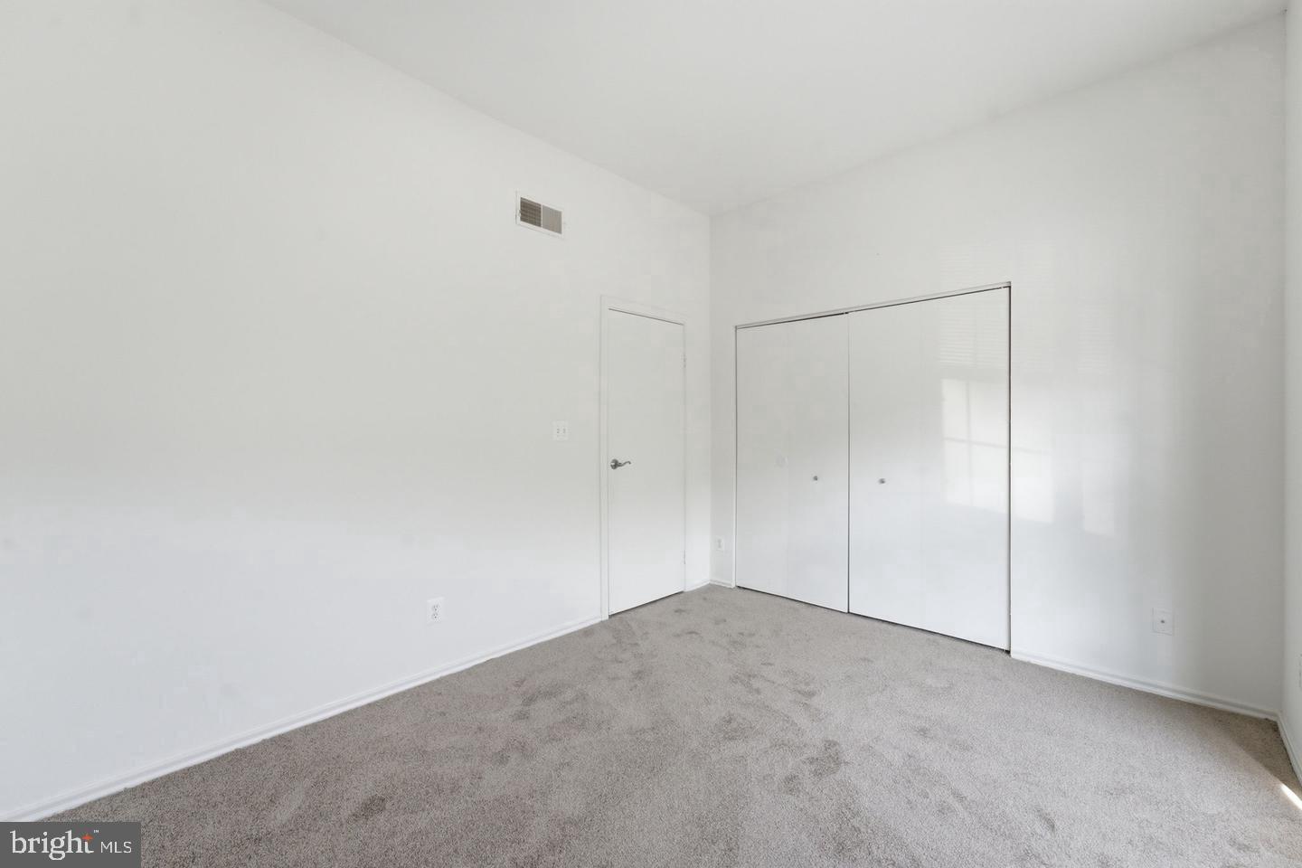18529 Boysenberry #303 Property Photo 17