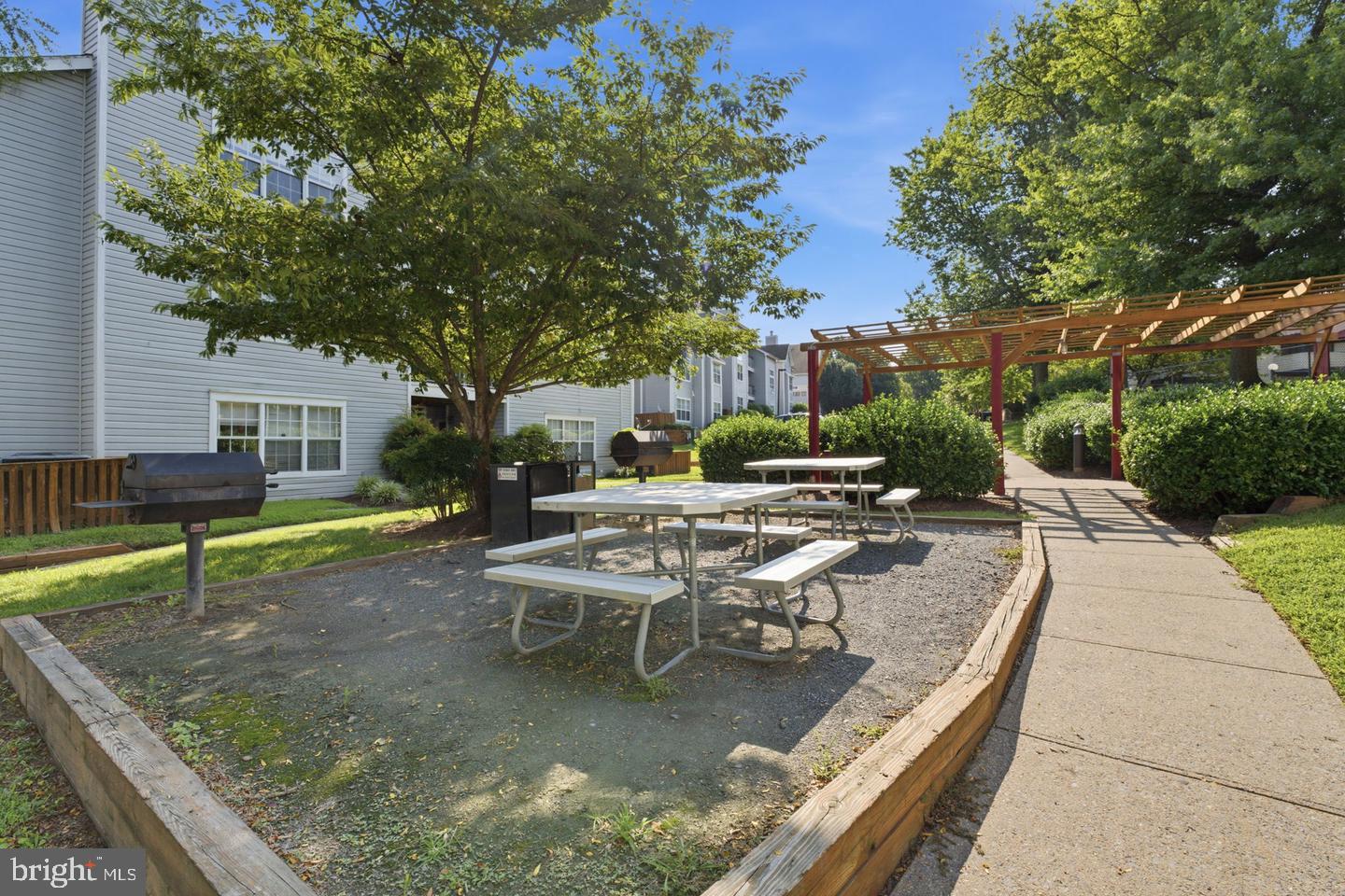 18529 Boysenberry #303 Property Photo 21