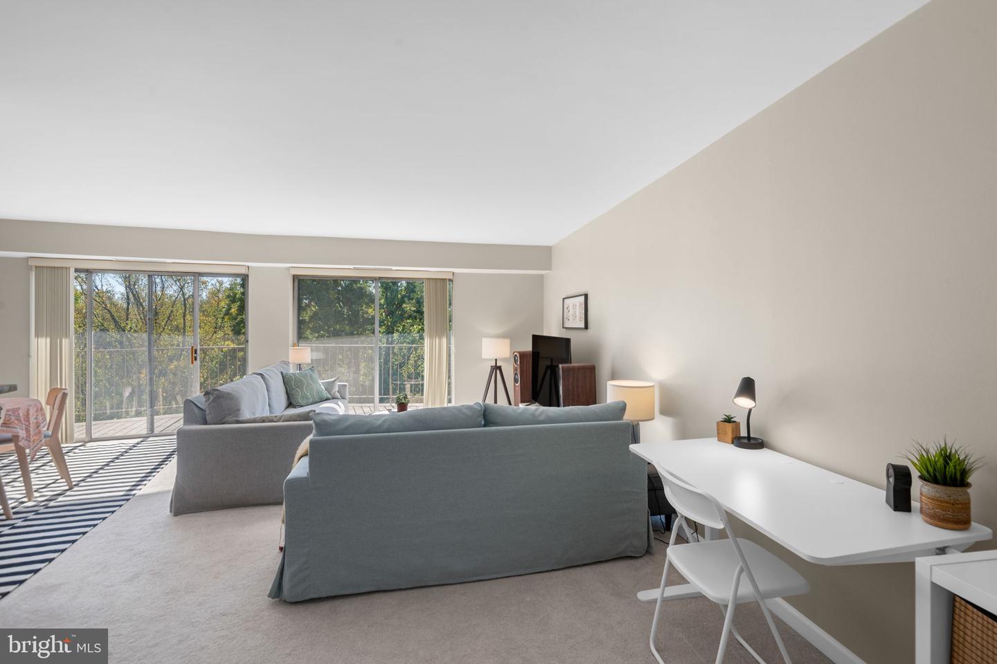 9039 Sligo Creek Pkwy #806 Property Photo 10