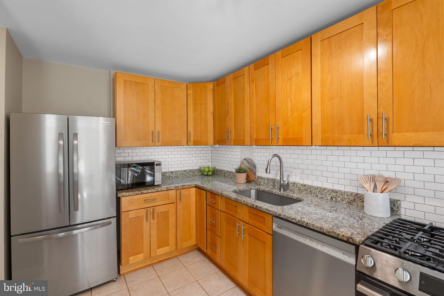 9039 Sligo Creek Pkwy #806 Property Photo 20
