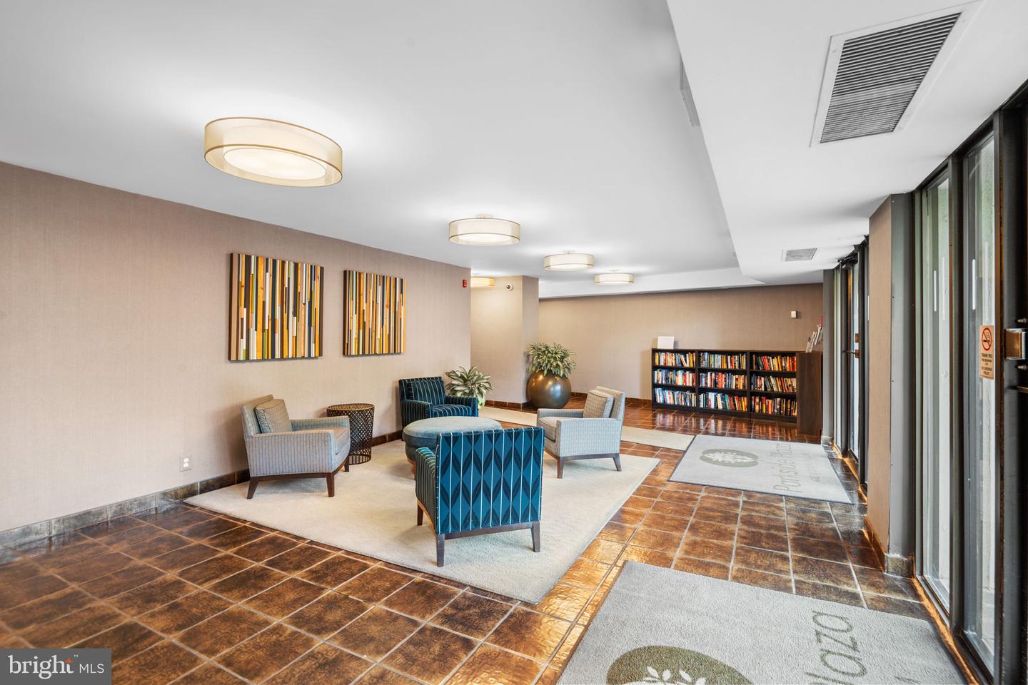 9039 Sligo Creek Pkwy #806 Property Photo 40