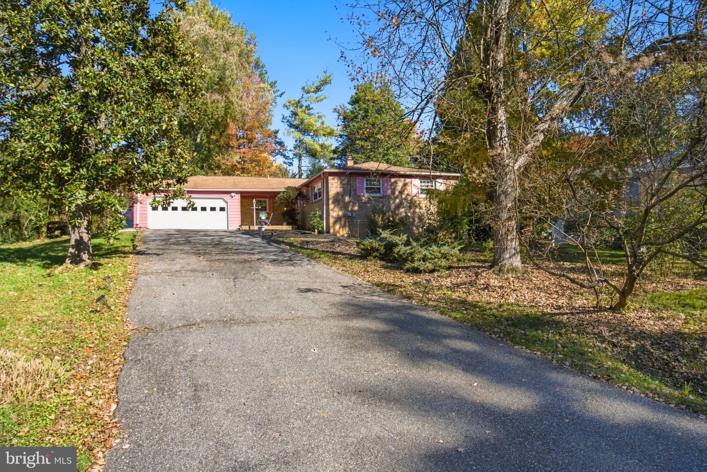 12803 Theresa Dr Property Photo 1