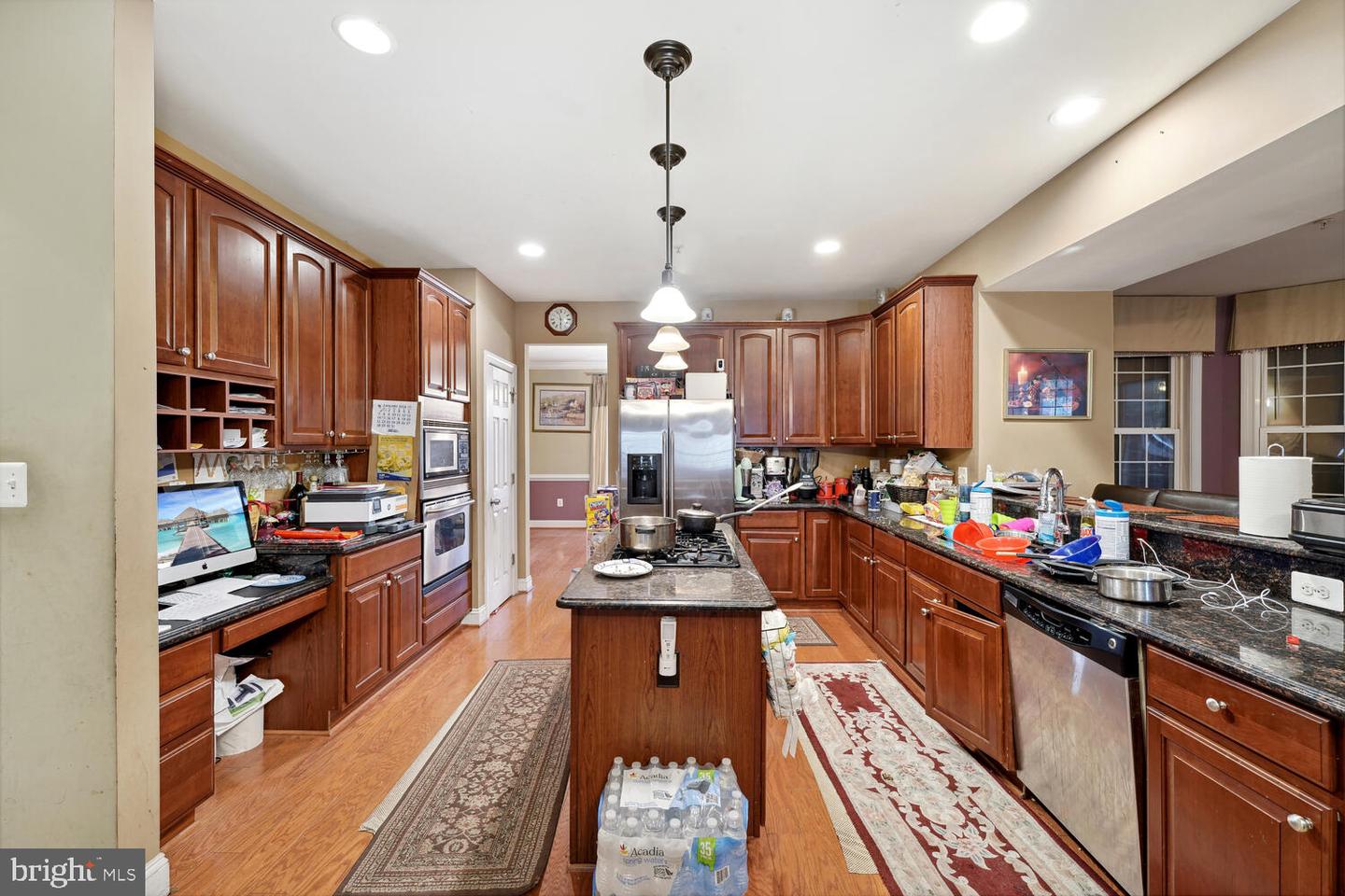 17200 Summerwood Ln Property Photo 4