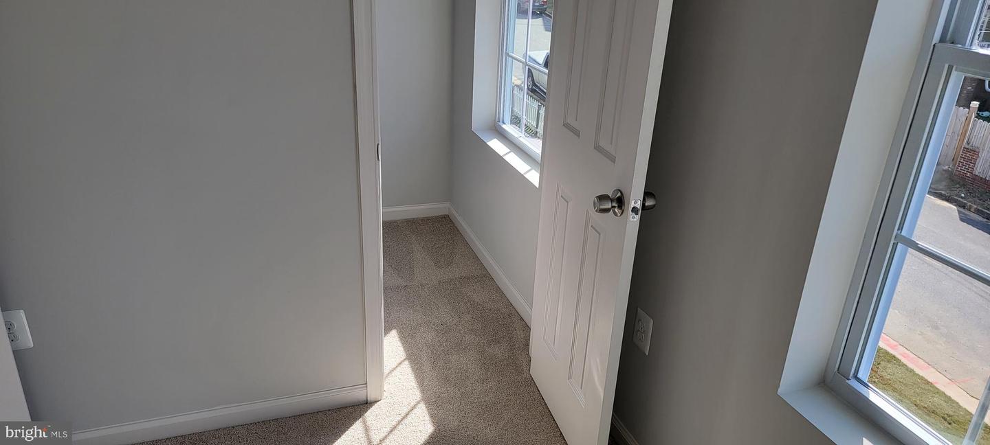 1507 Ballinger Ave Property Photo 29
